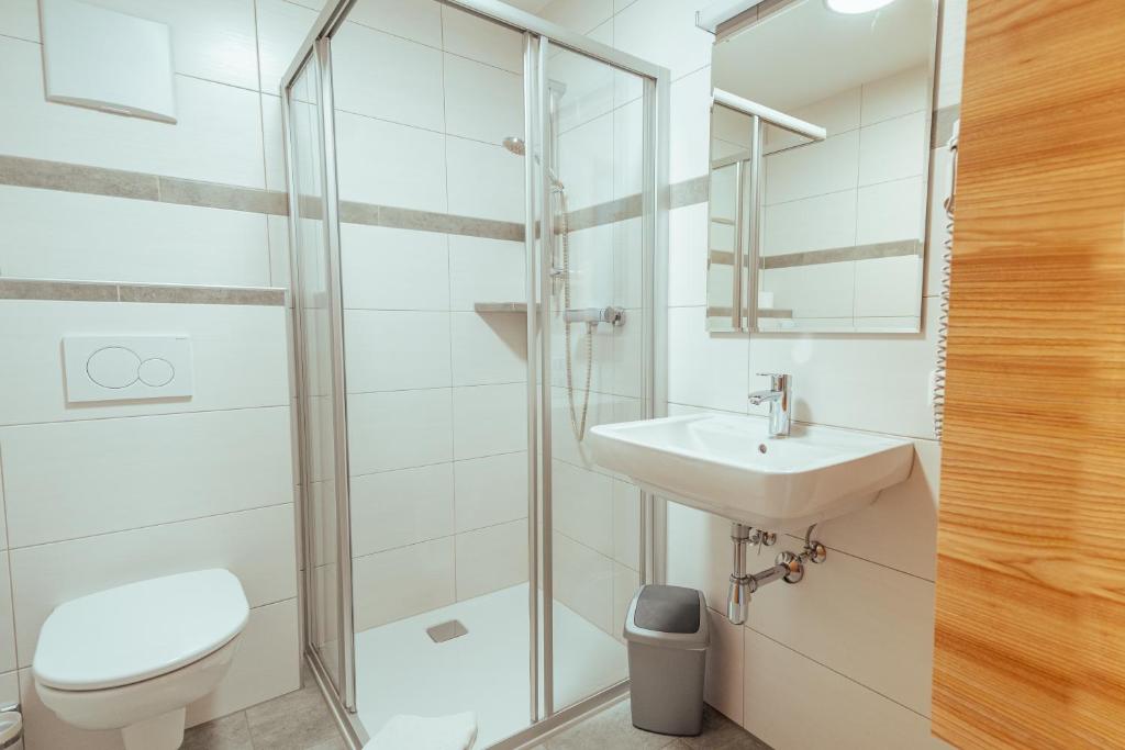 Koupelna v ubytování Hotel Gesser