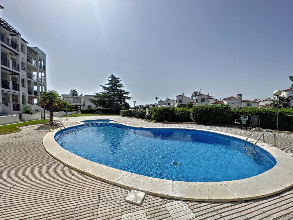 Fotografia z galérie ubytovania Flamicell - Piso magnifica vista al canal y piscin v destinácii Empuriabrava