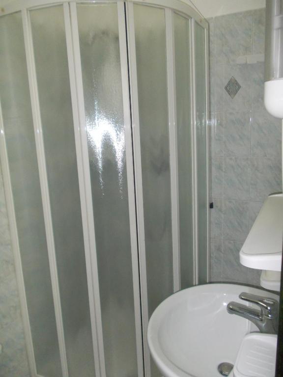 Scacco Rosso via Piave 23 - Twin Room With Private Bathroom