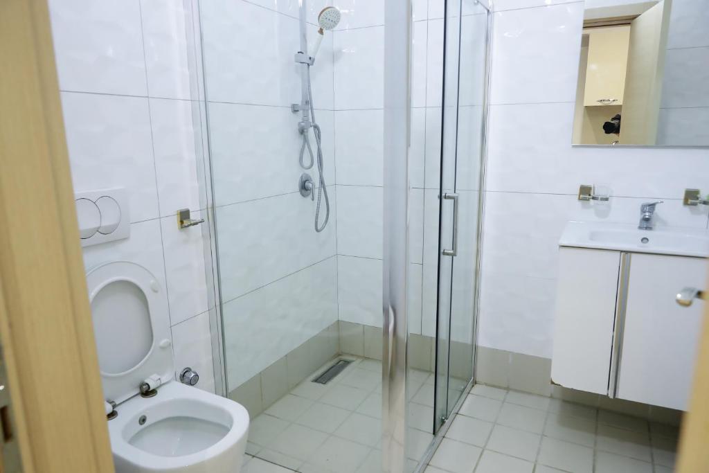 Fishta Apartment Q6 47 - Image 5