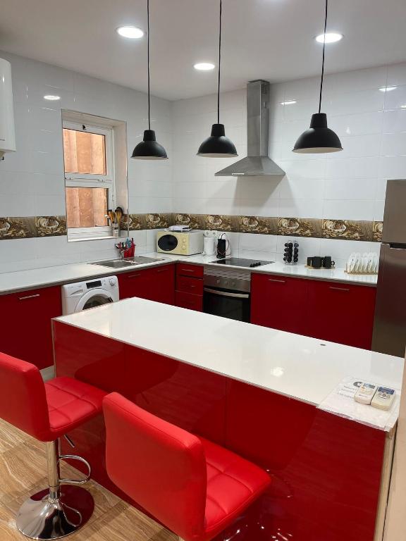 Kuchyňa alebo kuchynka v ubytovaní Downtown Apartments