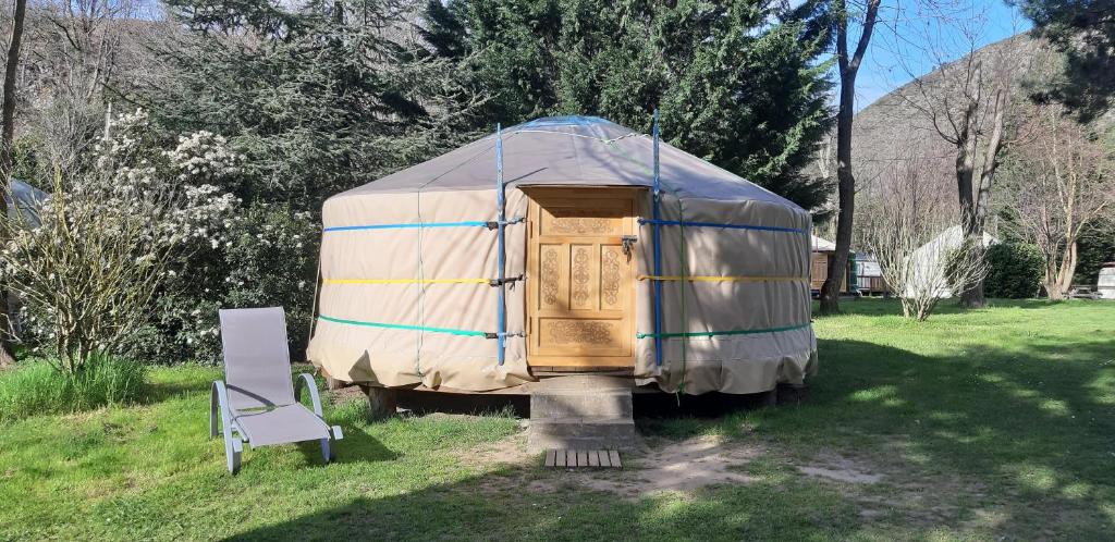 Fotografie z fotogalerie ubytování Camping Ushuaïa Villages Le Viaduc v destinaci Arlebosc