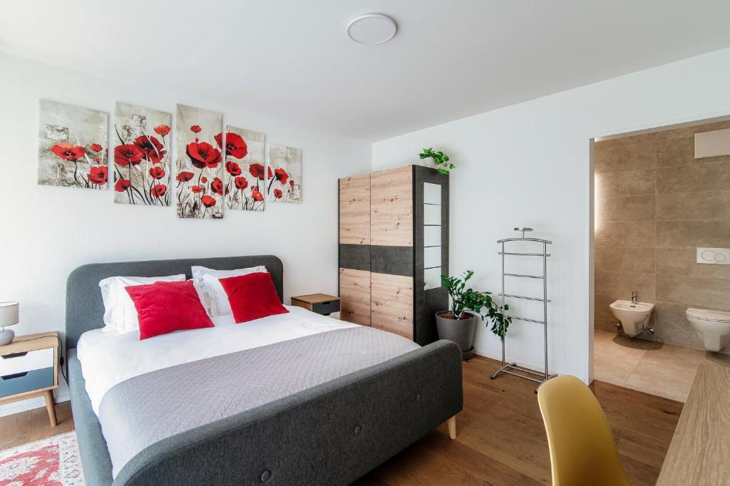 Linda Terrace by Quokka 360 - modern one-bedroom flat with sun terrace - Resim 14