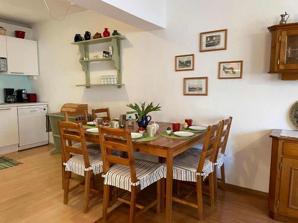 Kuchyňa alebo kuchynka v ubytovaní Apartment Sollereder by Interhome