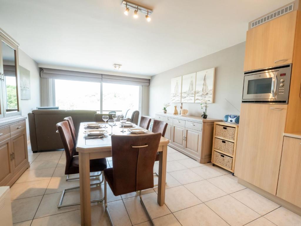 Kuchyň nebo kuchyňský kout v ubytování Apartment Lautrec 304 by Interhome