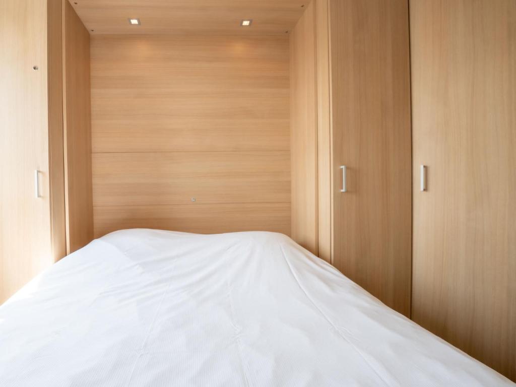Postel nebo postele na pokoji v ubytování Apartment Lautrec 304 by Interhome