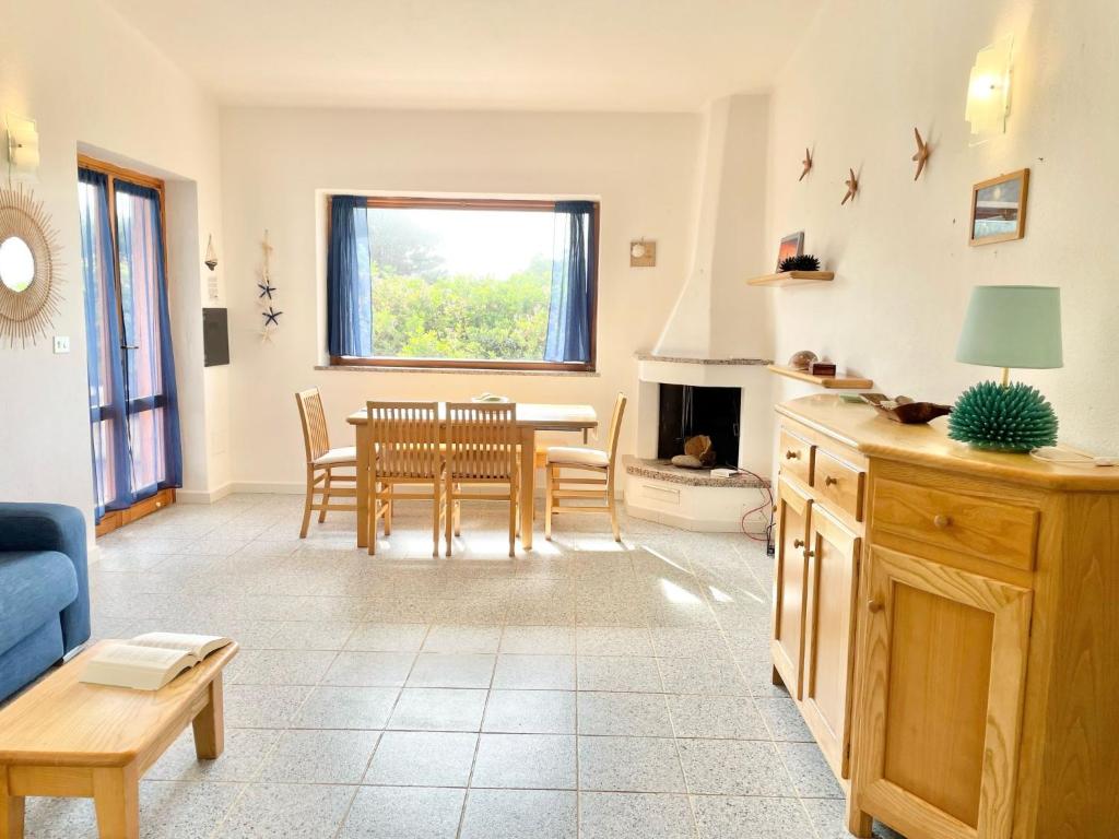 Χώρος καθιστικού στο Holiday Home Turriga by Interhome