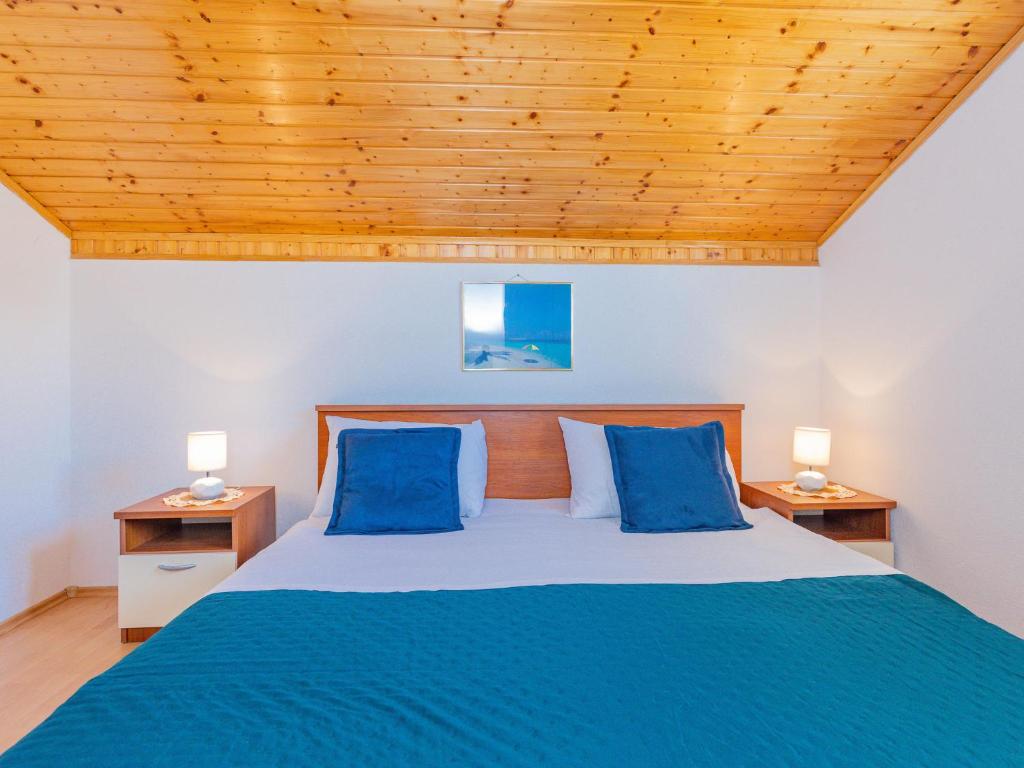 Postel nebo postele na pokoji v ubytování Apartment Maja-1 by Interhome