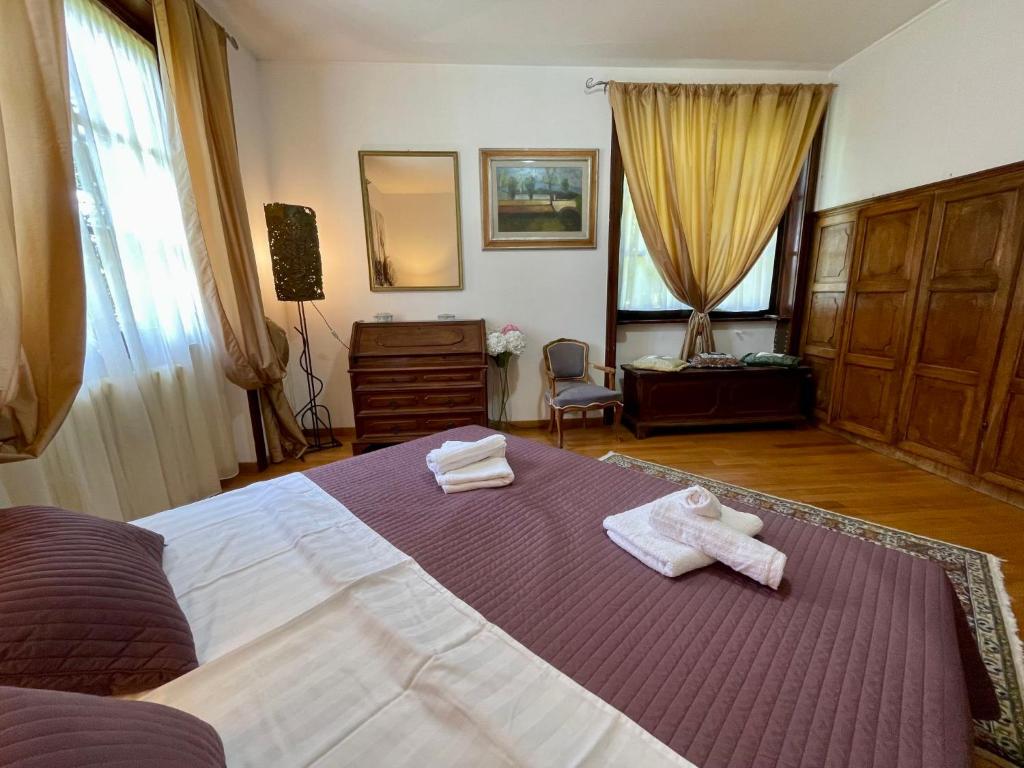 A bed or beds in a room at Villa Sofia by Interhome