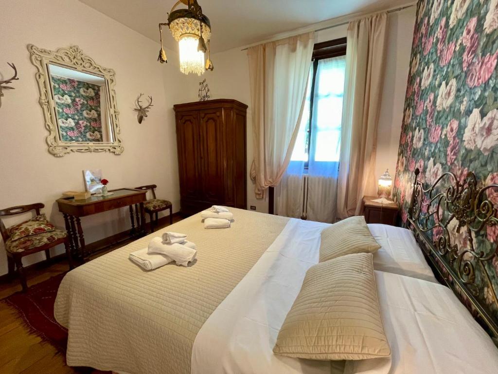 A bed or beds in a room at Villa Sofia by Interhome