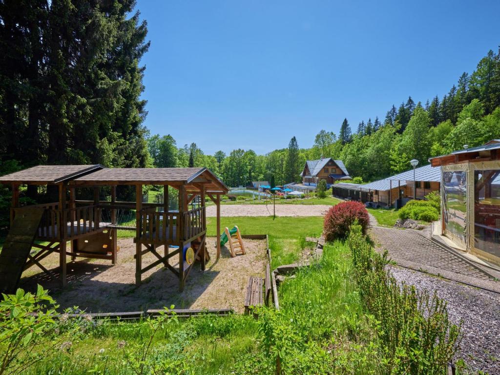 Zahrada ubytování Chalet Krakonoš by Interhome