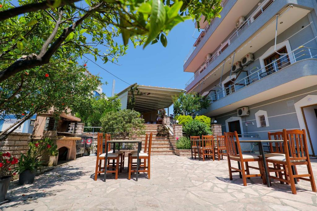 Balkón nebo terasa v ubytování Hotel Milo Ksamil