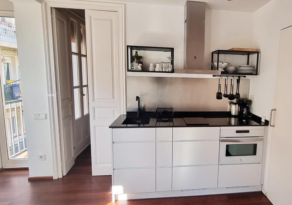 Barceloneta Suites Apartments Market - 18