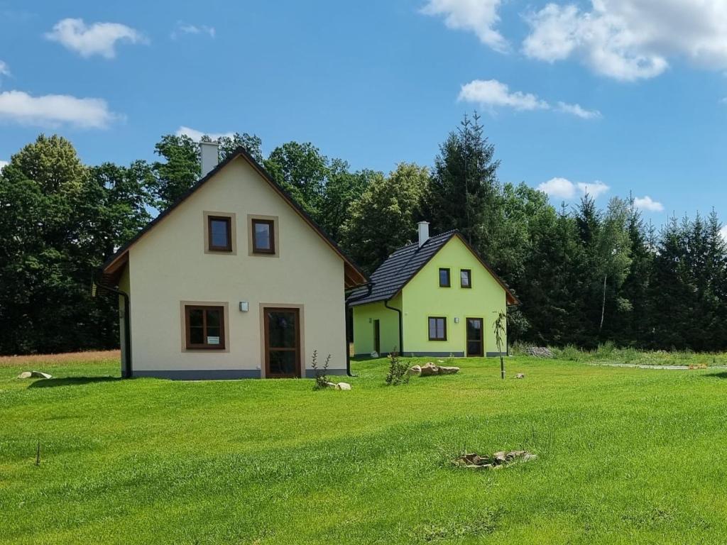 Budova, kde se prázdninový dům nachází