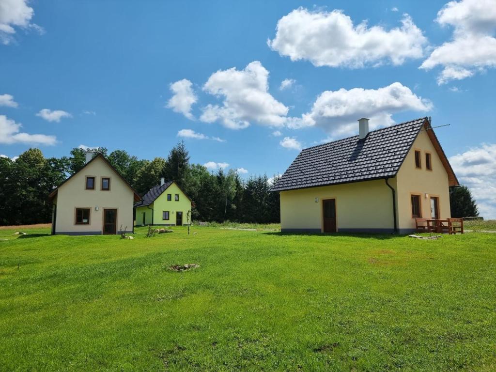 Budova, kde se prázdninový dům nachází