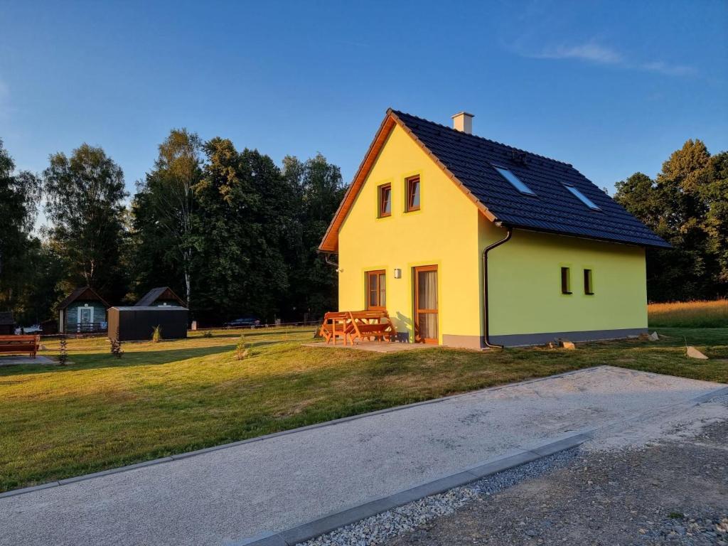 Budova, kde se prázdninový dům nachází