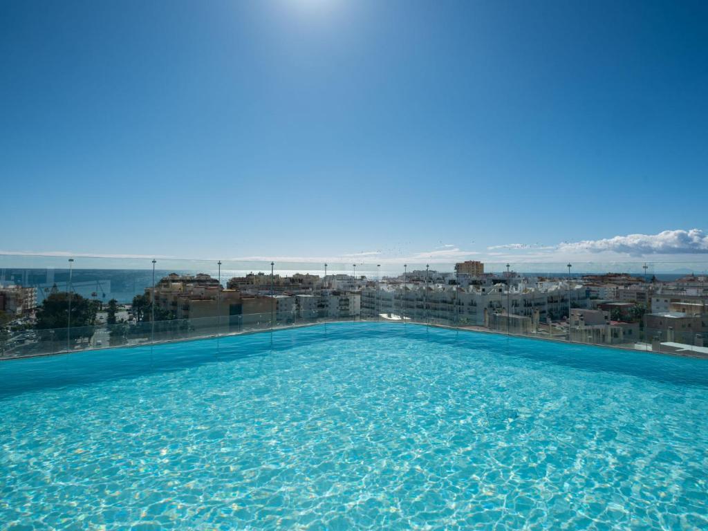 Bazén v ubytovaní Apartment Estepona Roof Top View 5 by Interhome alebo v jeho blízkosti