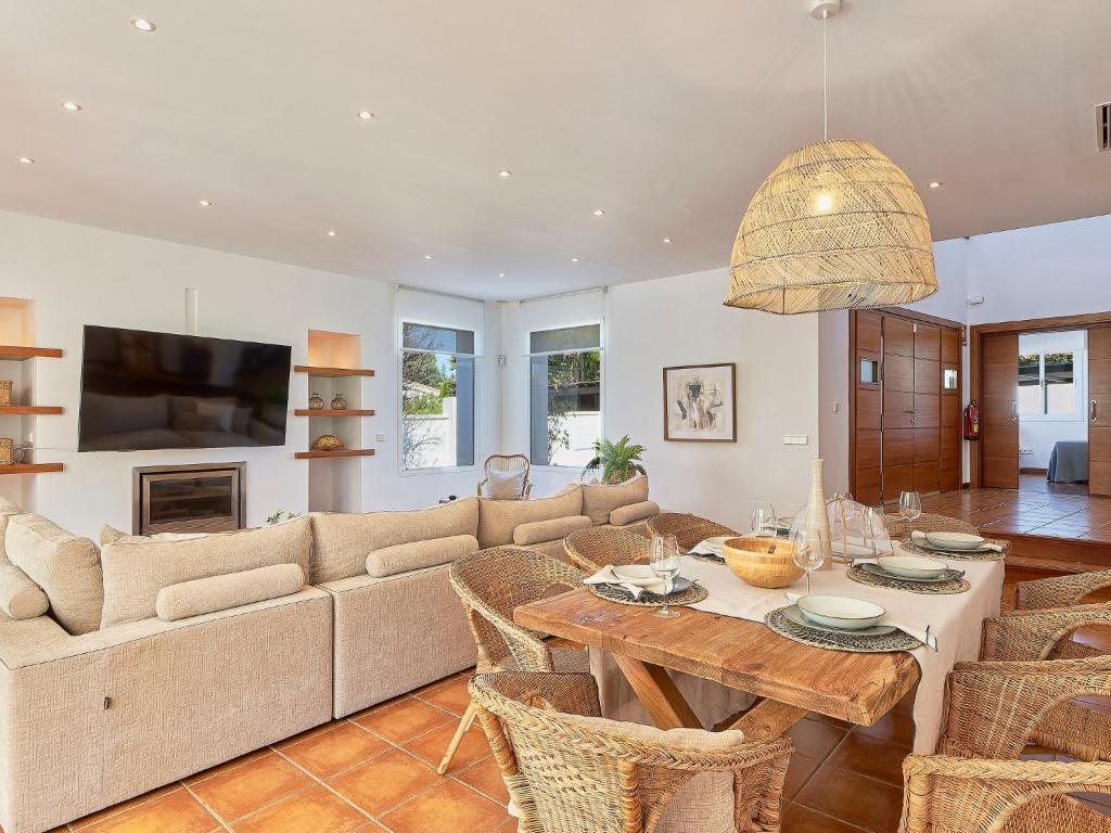 Posedenie v ubytovaní Holiday Home Villa Marina by Interhome