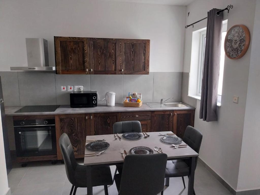 St gaetans studio apartment 6A - 1