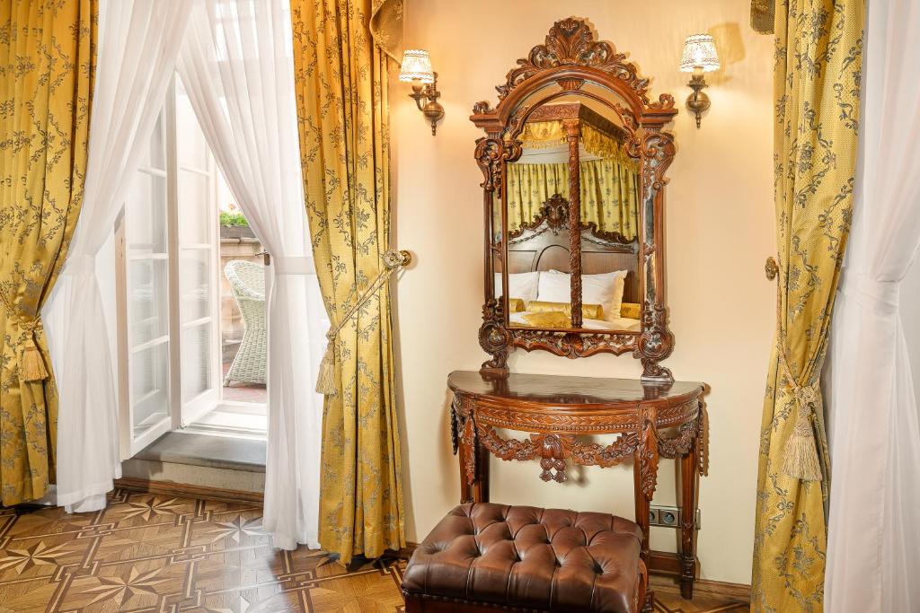 Hotel U Prince Prague by BHG - Resim 13