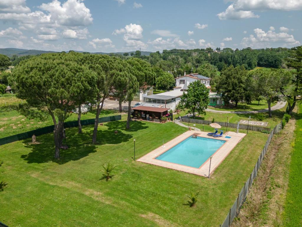 Bazén v ubytování Holiday Home Marinpietri by Interhome nebo v jeho okolí