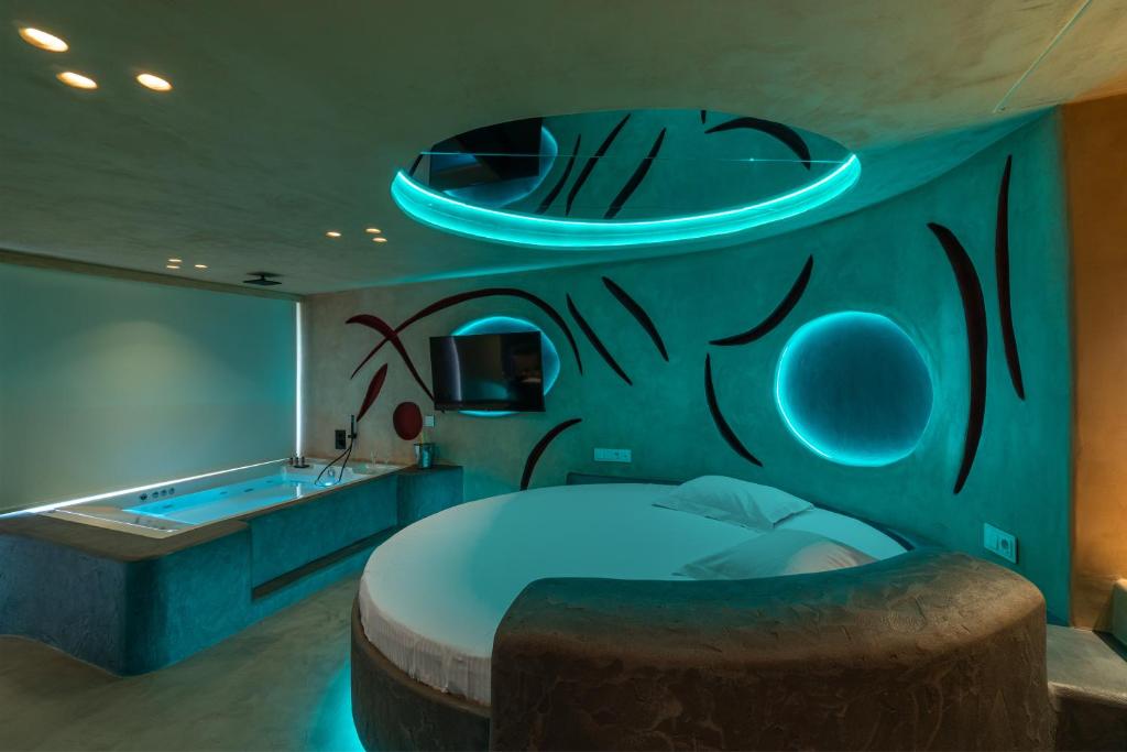 Biliár nebo kulečník v ubytování ALFA HOTEL
