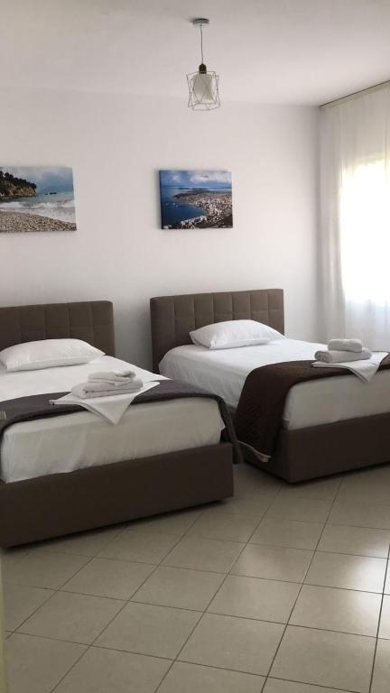 Lion's Apartments Vlora - Imazhi 2
