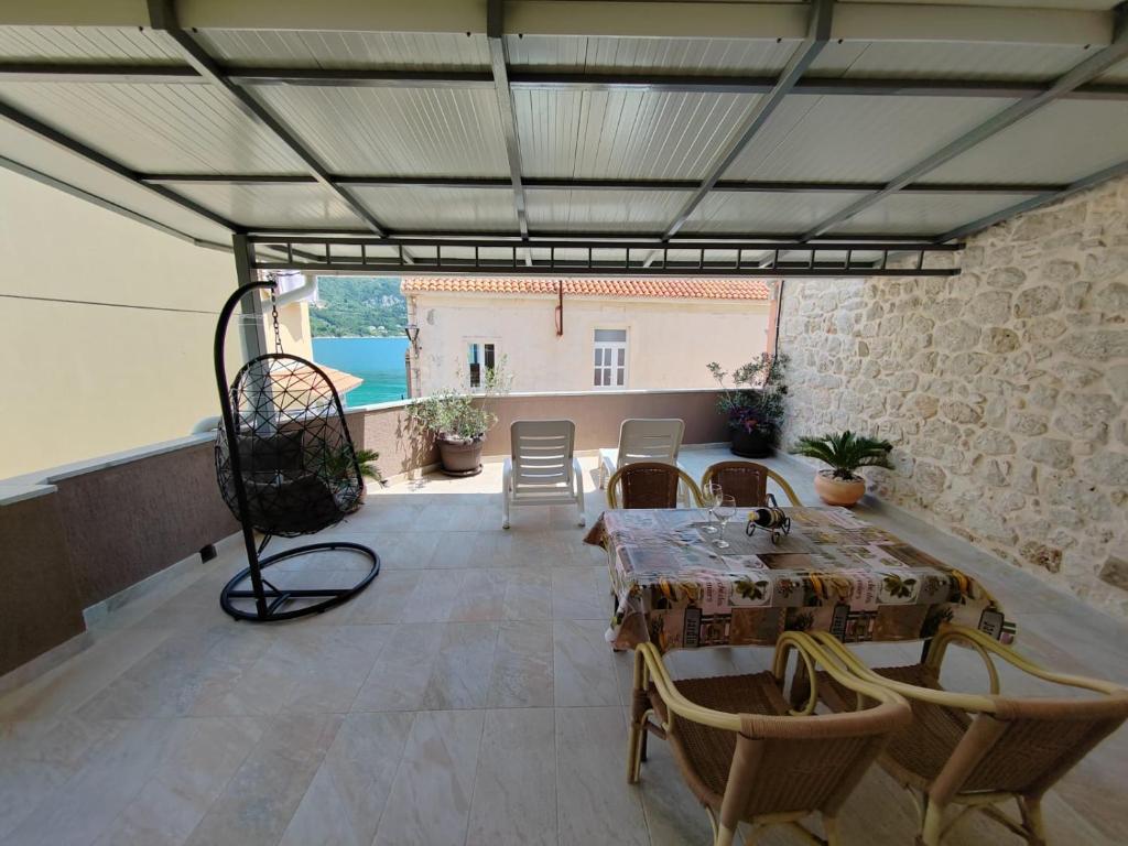 Posezení v ubytování Apartments Turan Centrally Located with Free Parking