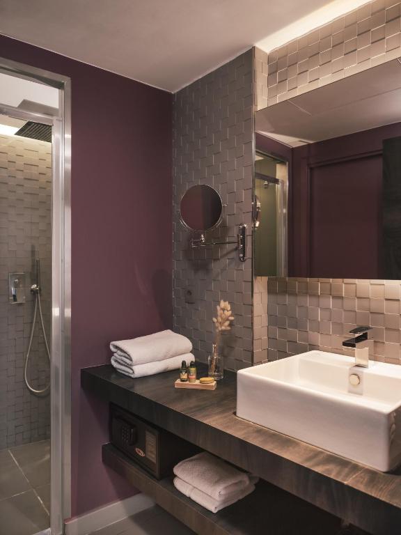 Legend Hôtel Paris - Resim 10