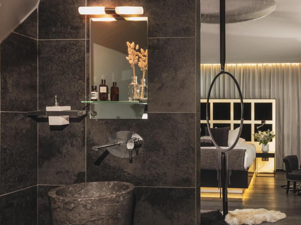 Legend Hôtel Paris - Resim 20