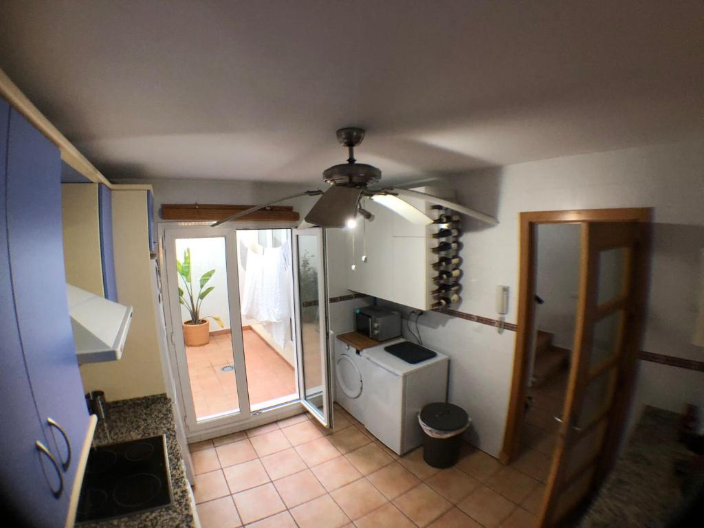 Kuchyň nebo kuchyňský kout v ubytování TRANQUILA Y AMPLIA CASA en CONIL
