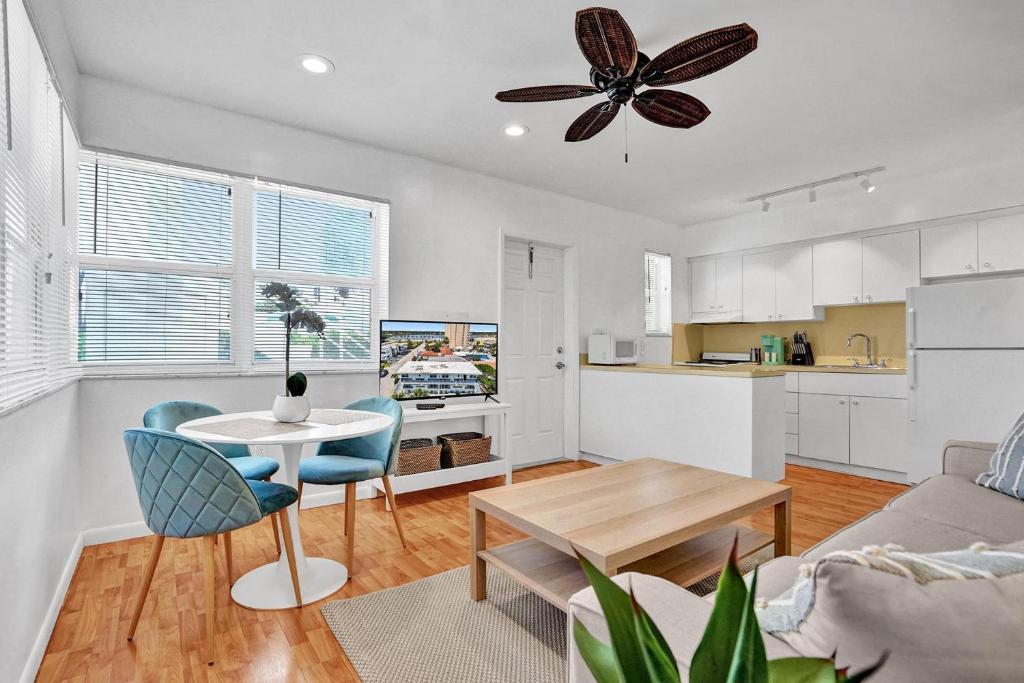 Suite #1 - Marine Villas Hollywood - 1 Bedroom - 