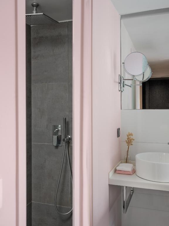 Legend Hôtel Paris - Resim 26