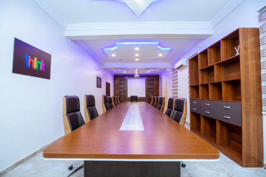 Konferenční prostory v ubytování Apartment 79 Hotel & Suite
