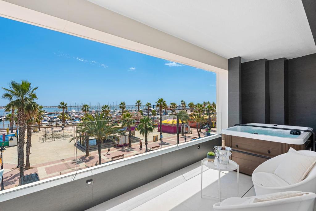 Spacious Wellness Beach apartment Junogu, San Pedro del ...