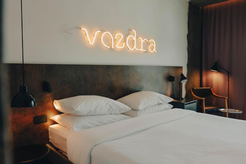 Voodi või voodid majutusasutuse ibis Styles Sarajevo toas