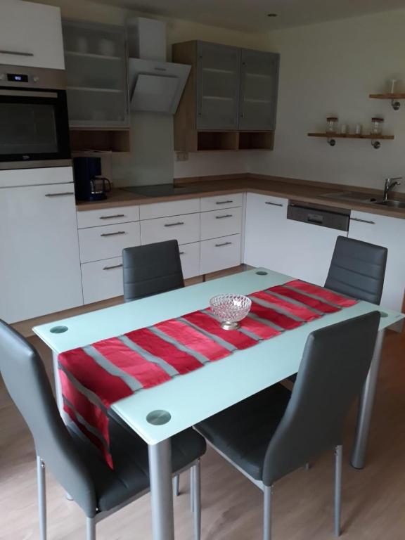 Kuchyň nebo kuchyňský kout v ubytování Haus Wassermann