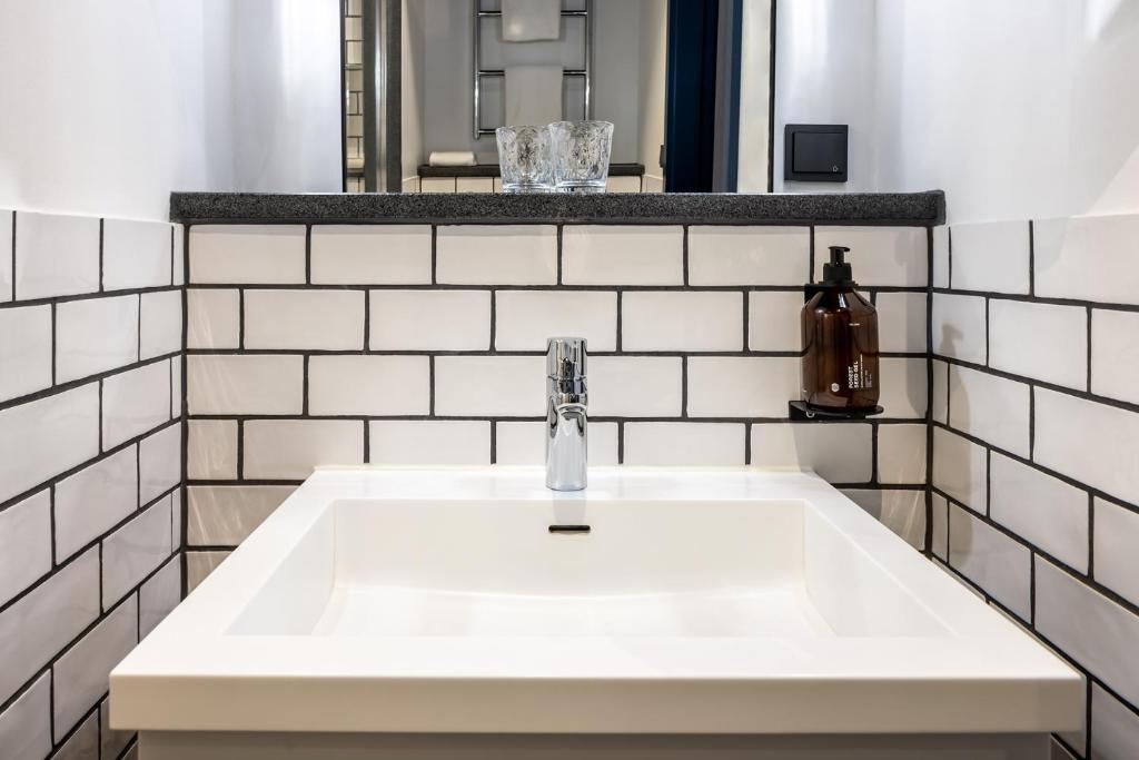 Hotel AMO by AMANO Friedrichstraße - Resim 44