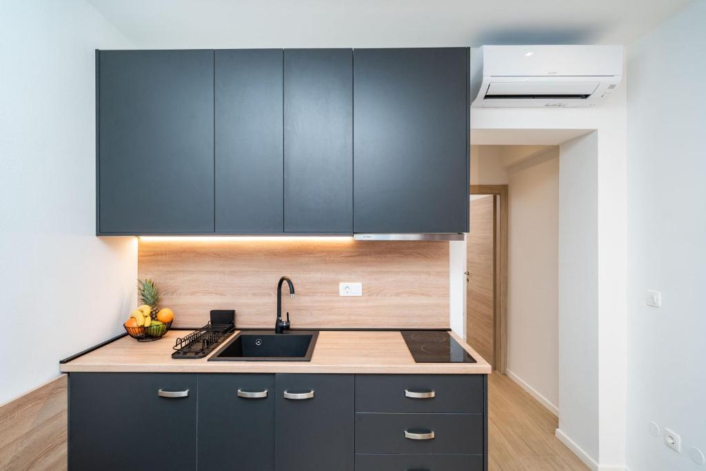 Bacan Serviced Apartments - 11