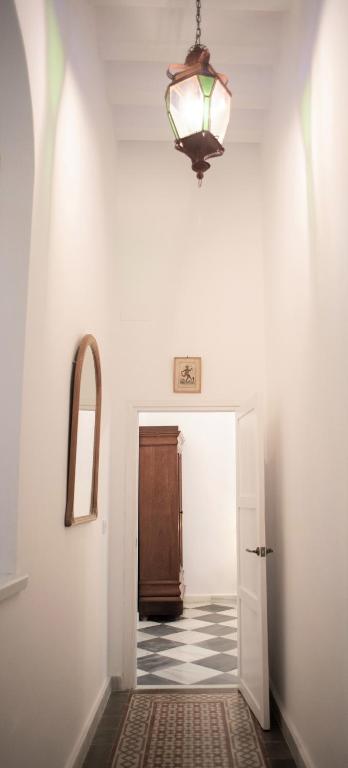 Fotografie z fotogalerie ubytování GATU PREMIUM Apartamento Palacio Oneto con Jardín Privado " Preferente mayores de 25 años y familias " v destinaci El Puerto de Santa María