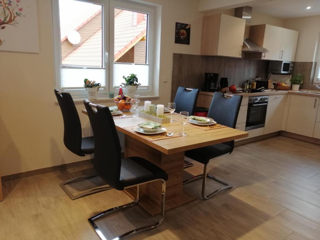 Kuchyň nebo kuchyňský kout v ubytování Ferienhaus Helene