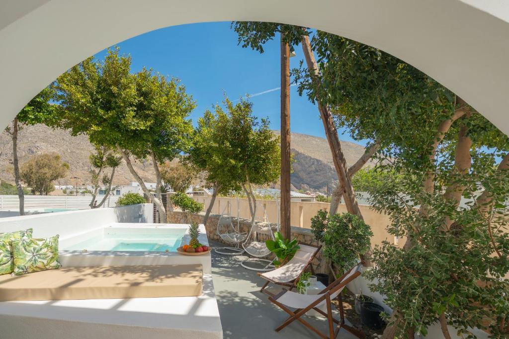 Loukas & Emma Eco Houses - 1