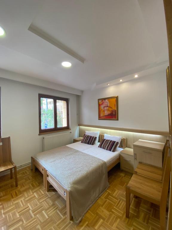 Hotel Berr - Classic Triple Room