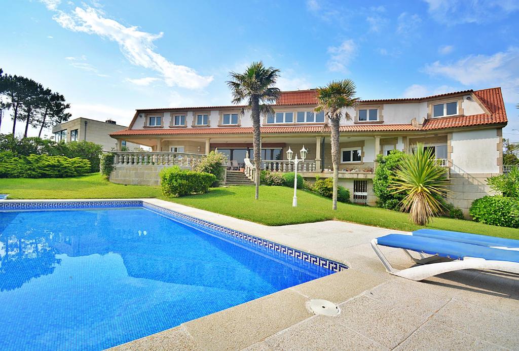 Villas Villa Ultreya Playa de Paxariñas en Sanxenxo, Galicia