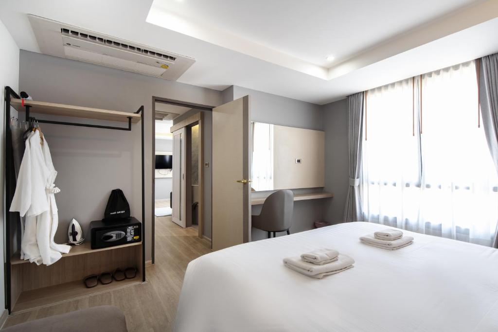 The Riski Hotel at Bangphlat Station SHA - Resim 21