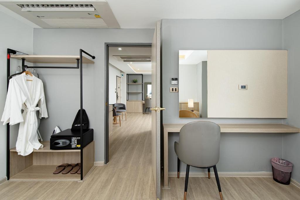 The Riski Hotel at Bangphlat Station SHA - Resim 19