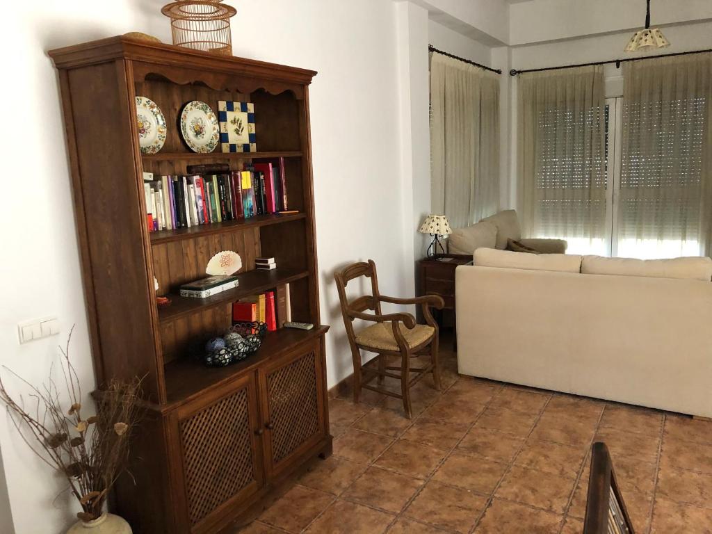 Posedenie v ubytovaní Moderno y amplio chalet, con piscina privada