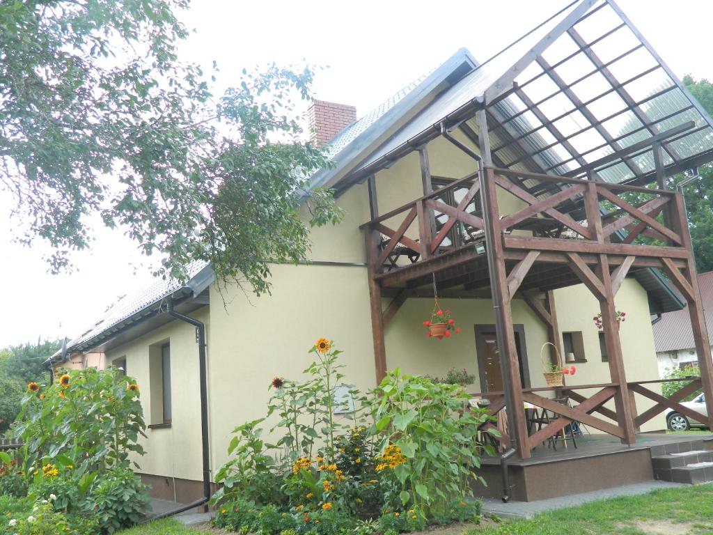 Przystanek Topiło - Housity