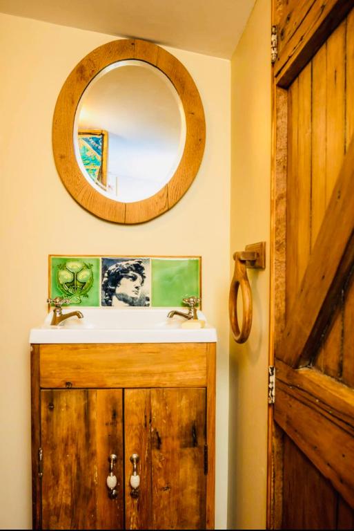 Foto sihtkohas Alexandra asuva majutusasutuse Magical Loft - Homewood Forest Retreat galeriist