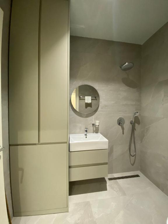 Apartament Palase RRE - Image 8